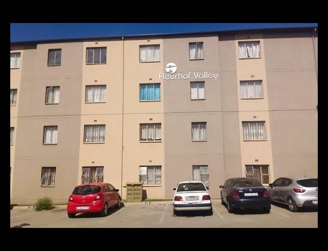 2 BEDROOM APARTMENT FOR SALE IN FLEURHOF